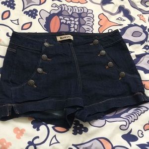 High wasted denim shorts